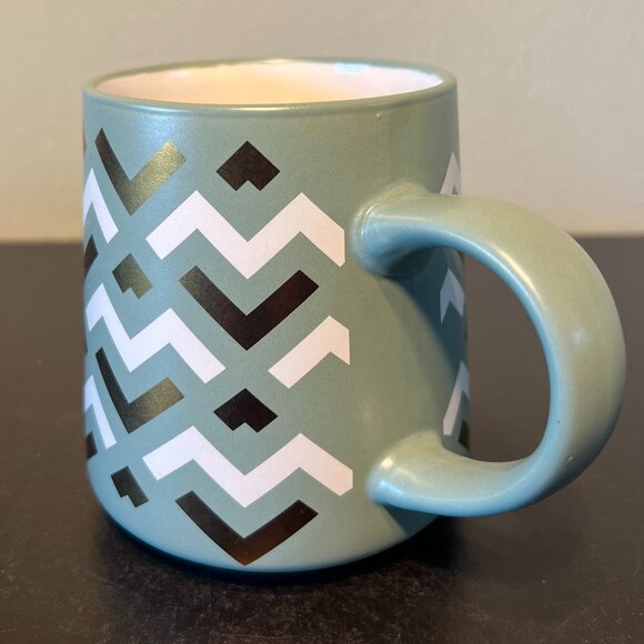 THYME & TABLE Sage Green Stoneware Mug ~ Chevron Design White & Metallic Brass - Picture 5 of 13